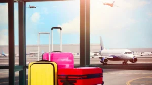 Read more about the article United Airlines Checked Bag Weight Limits Explained for Travelers